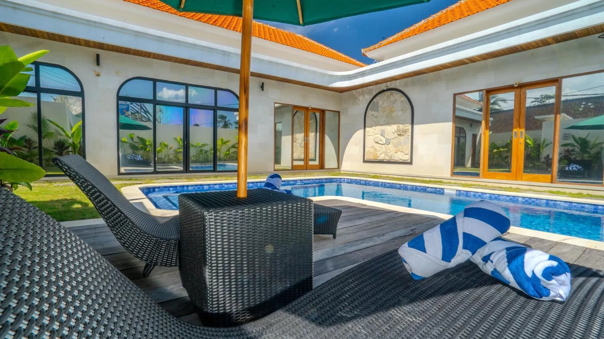 Villa Radha Seminyak 0*,  Indonezja